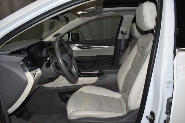 Used 2022 Cadillac XT5 Premium Luxury image 12
