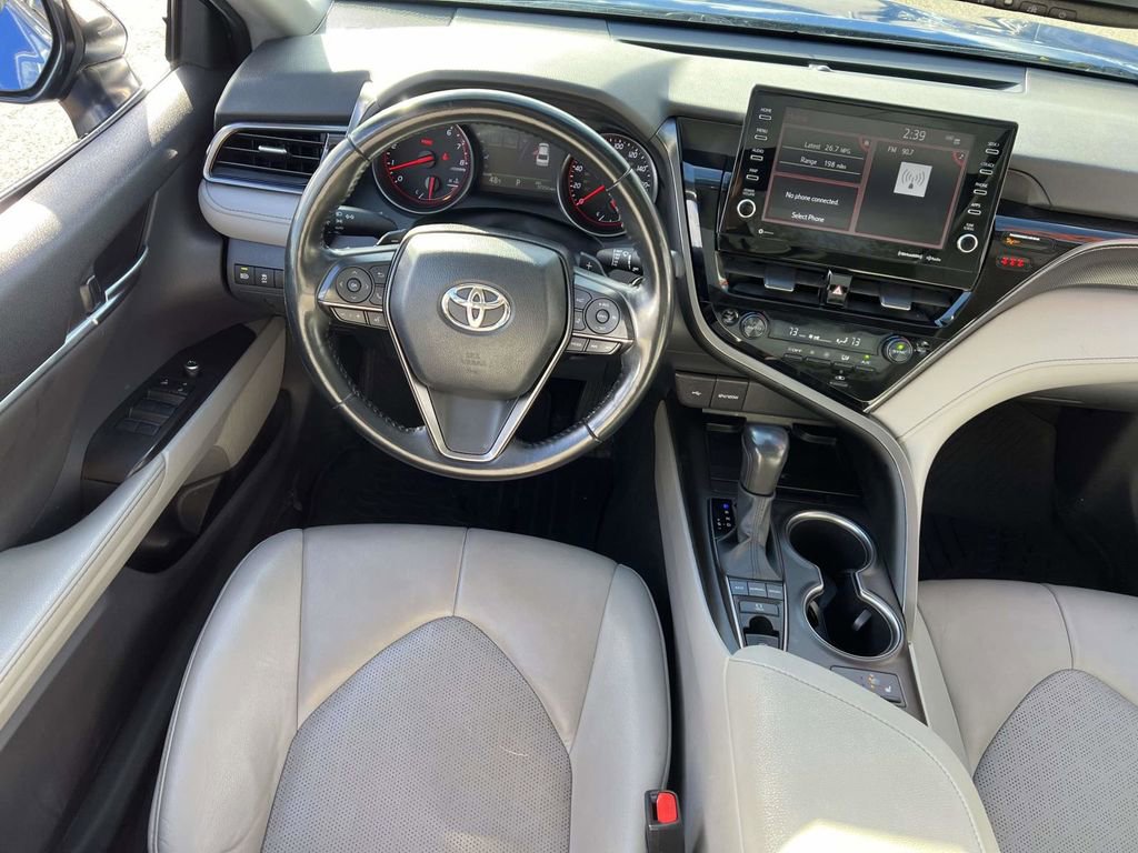 Used 2023 Toyota Camry XSE image 17