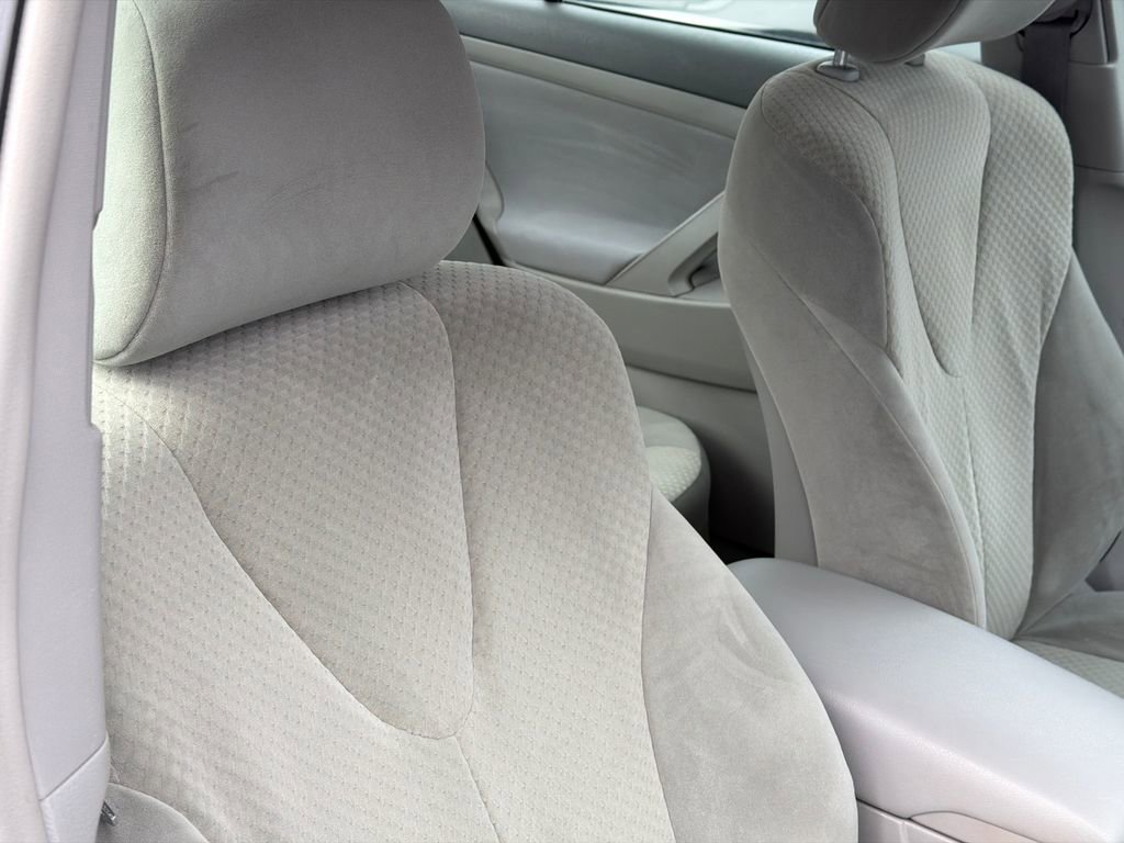Used 2007 Toyota Camry LE image 8