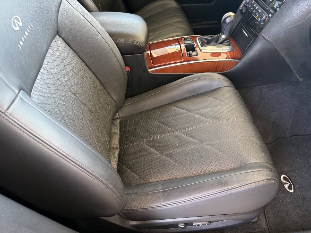 Used 2009 INFINITI FX35 2WD w/ Deluxe Touring Pkg image 19
