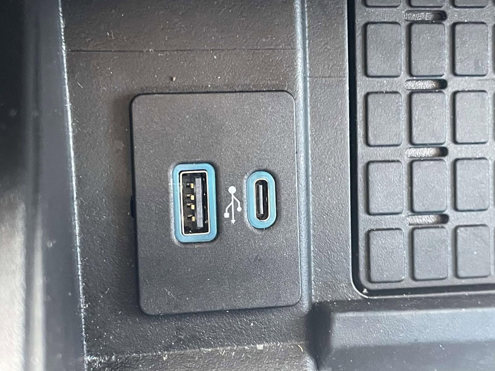 Certified 2023 Ford Expedition Max XLT image 27