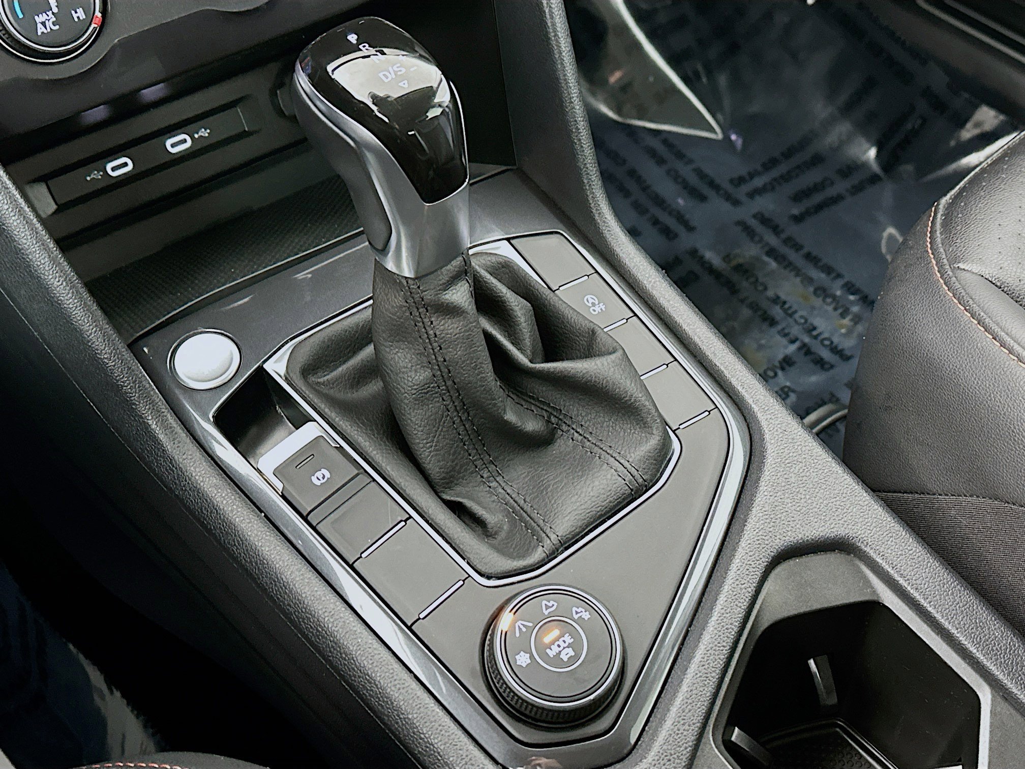 Used 2024 Volkswagen Tiguan Wolfsburg Edition image 16