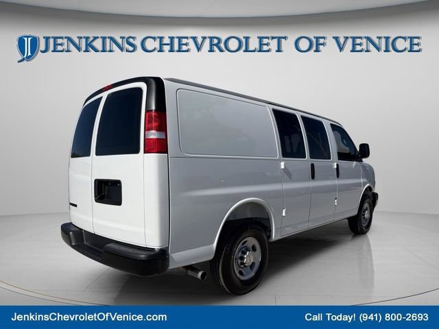New 2025 Chevrolet Express 2500 RWD image 4