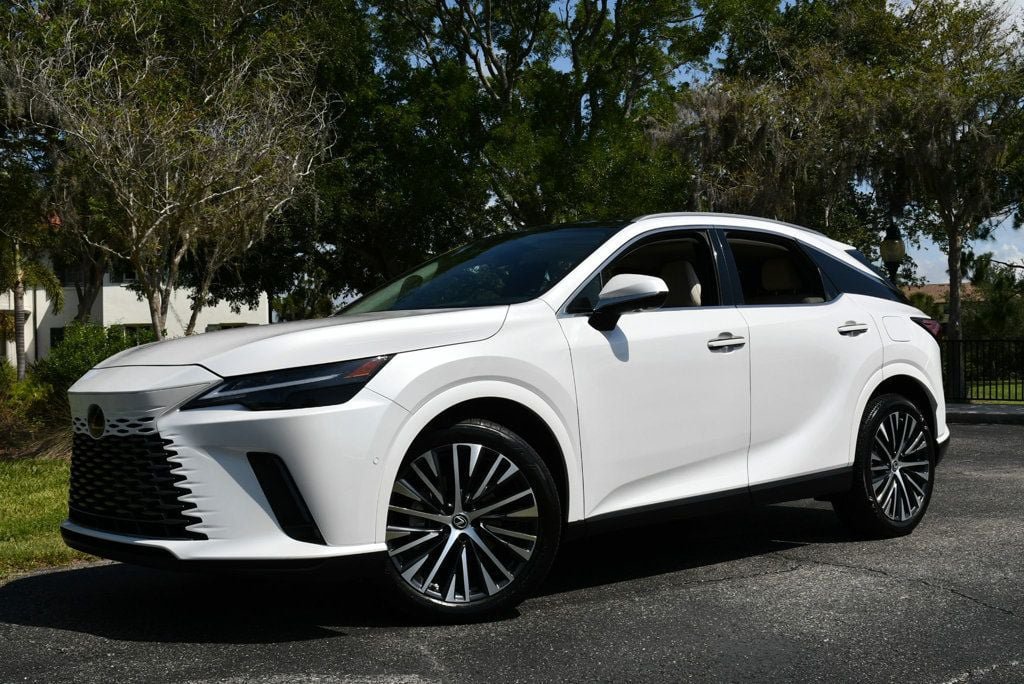 Used 2023 Lexus RX 350 Premium Plus w/ Accessory Package FWD image 21