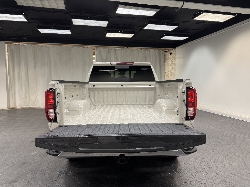 New 2026 GMC Sierra 1500 SLE w/ Preferred Package image 12