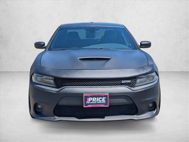 Used 2017 Dodge Charger R/T RWD image 2