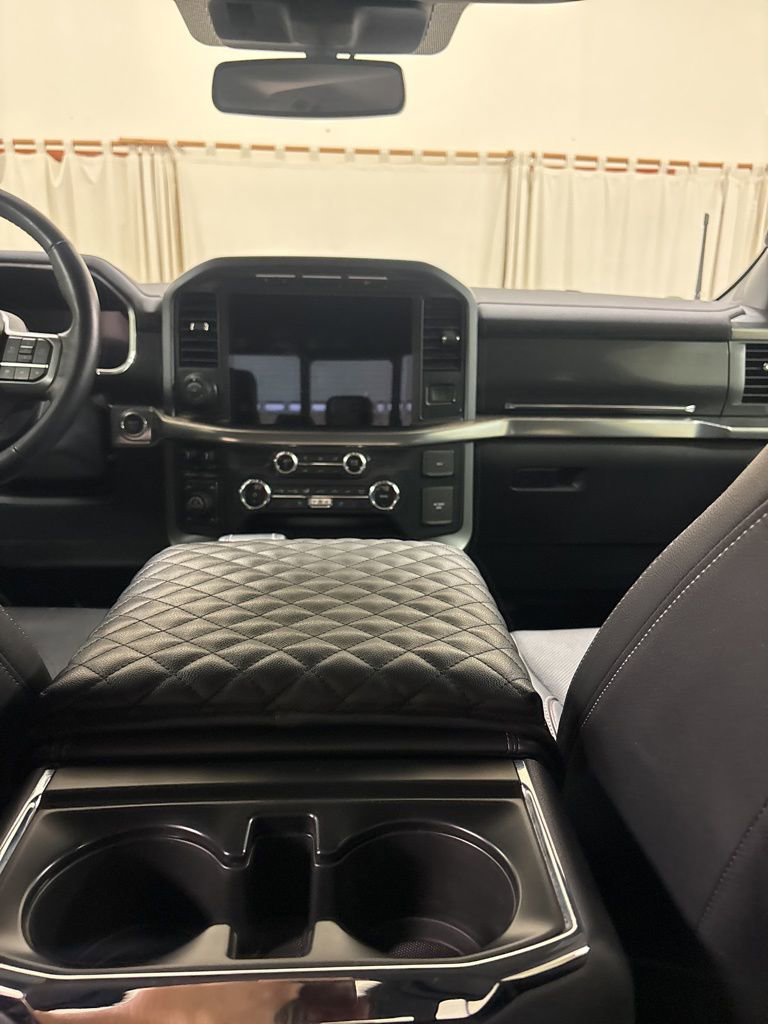 Used 2022 Ford F150 Lariat w/ Max Trailer Tow Package image 21