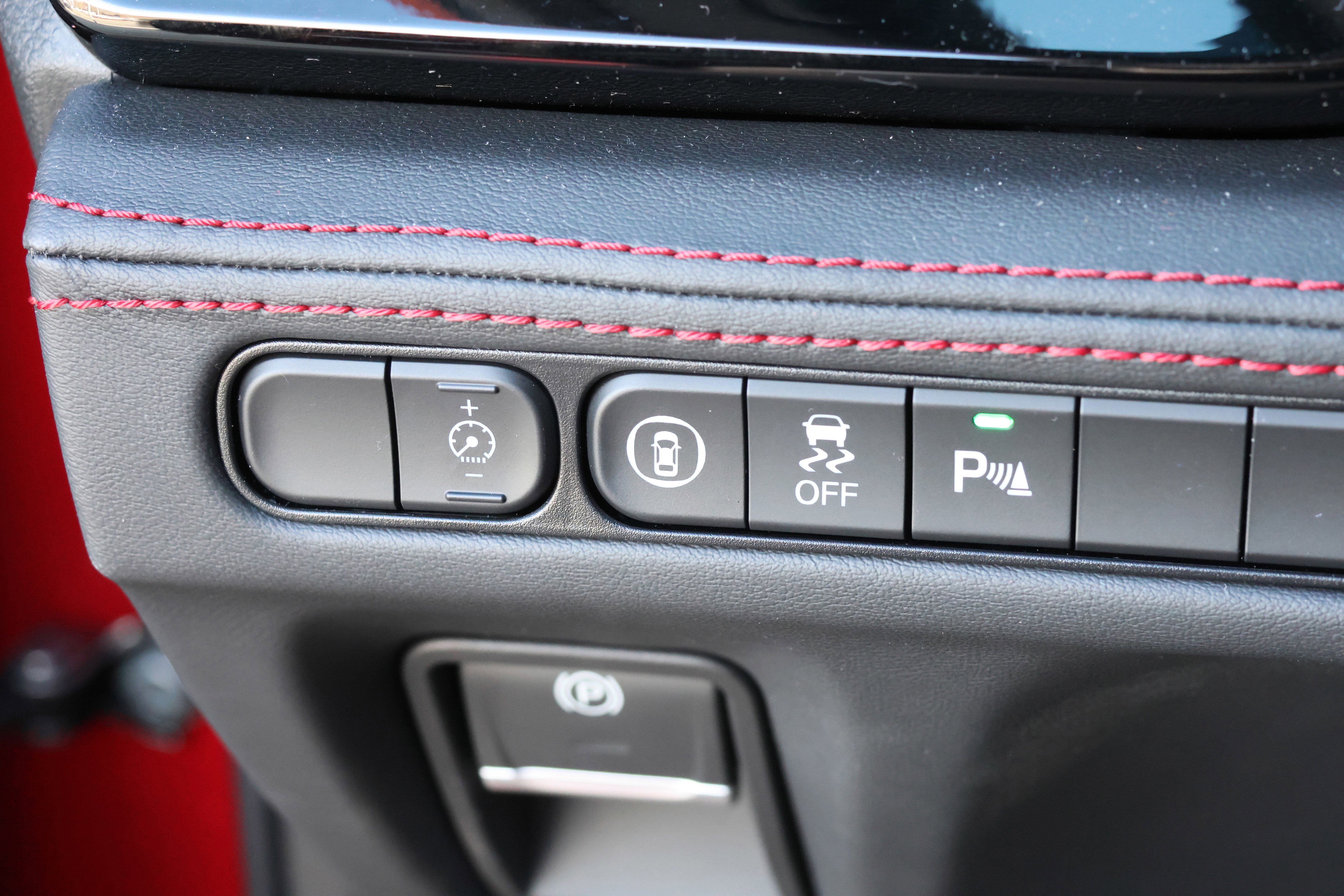 Used 2025 Acura MDX A-Spec image 15