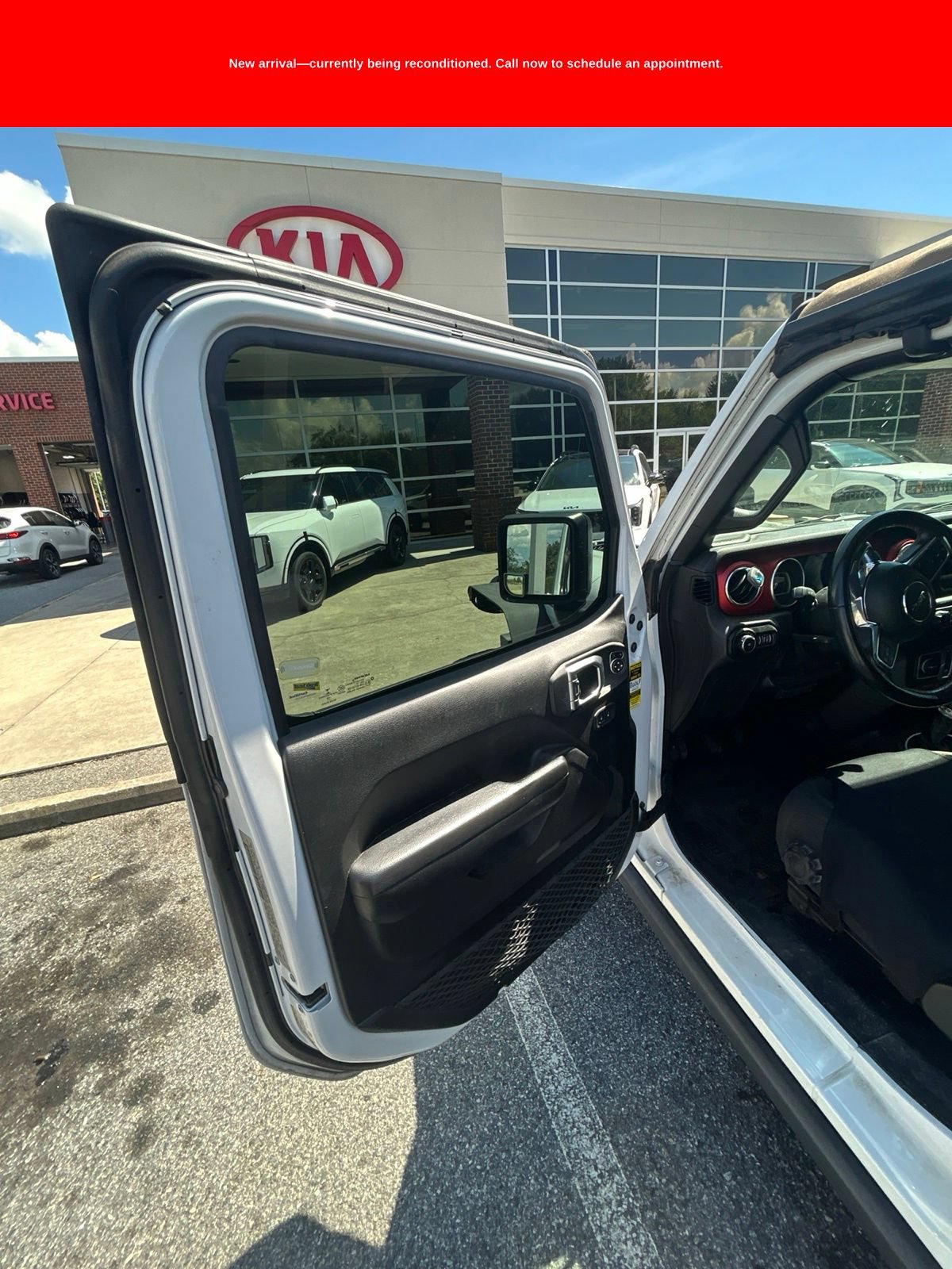Used 2019 Jeep Wrangler Rubicon AWD/4WD image 7