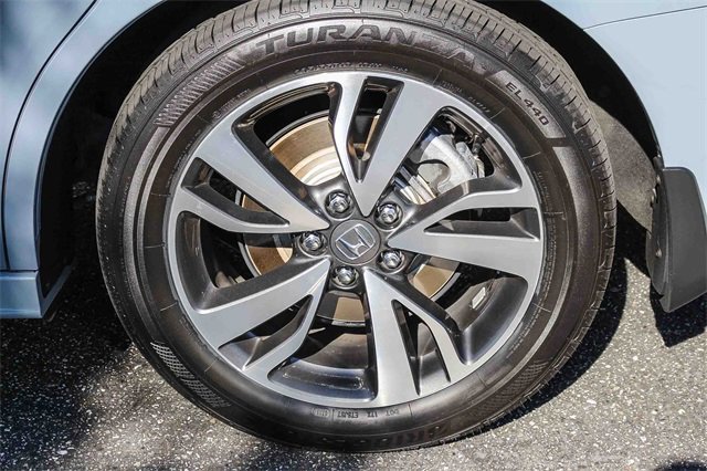 Certified 2024 Honda Odyssey Touring image 11