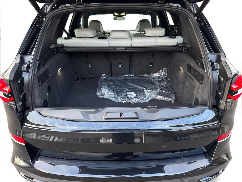 New 2026 BMW X5 sDrive40i w/ M Sport Package RWD image 13