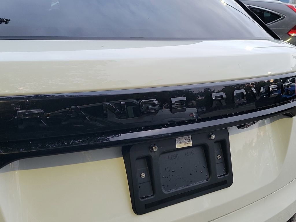 Used 2025 Land Rover Range Rover Velar Dynamic SE AWD/4WD image 11