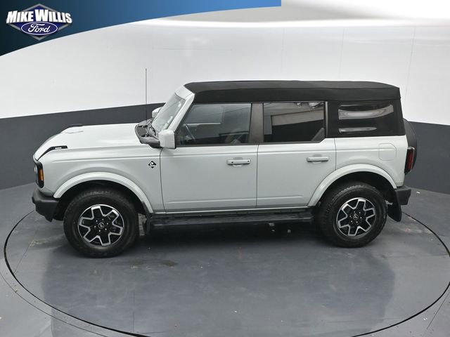 Used 2023 Ford Bronco Outer Banks AWD/4WD image 12
