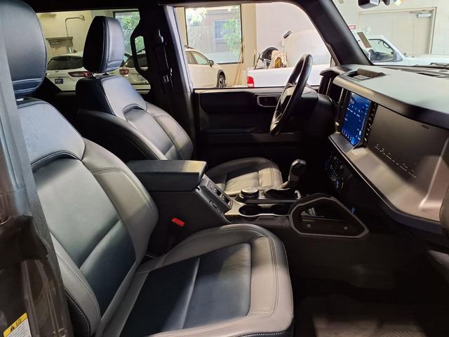 Used 2023 Ford Bronco Outer Banks image 28