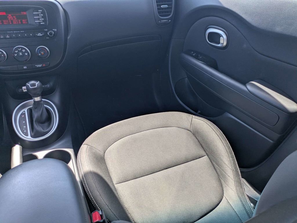 Used 2015 Kia Soul image 17