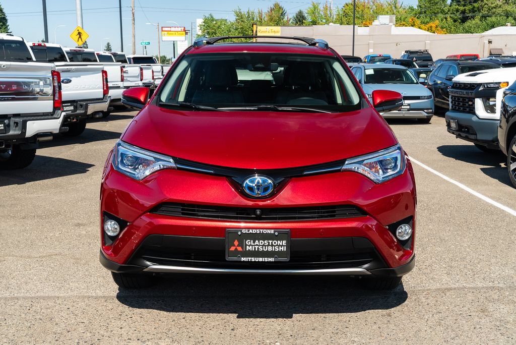 Used 2018 Toyota RAV4 Limited w/ Advanced Technology Package AWD/4WD image 2