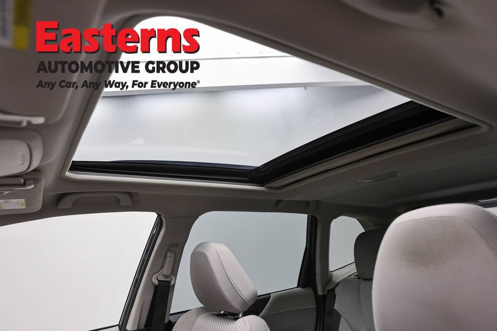 Used 2023 Subaru Forester Premium AWD/4WD image 38