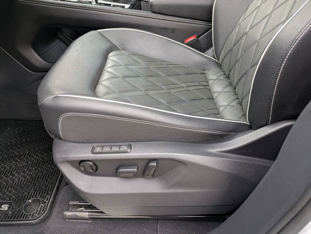 Used 2025 Volkswagen Atlas SEL Premium R-Line AWD/4WD image 15