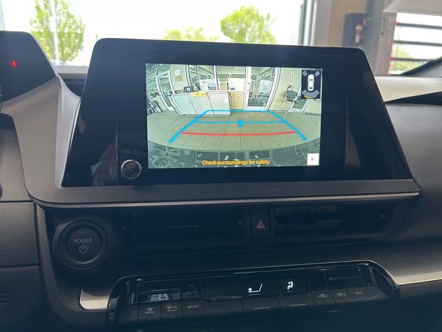 Used 2025 Toyota Prius LE image 21