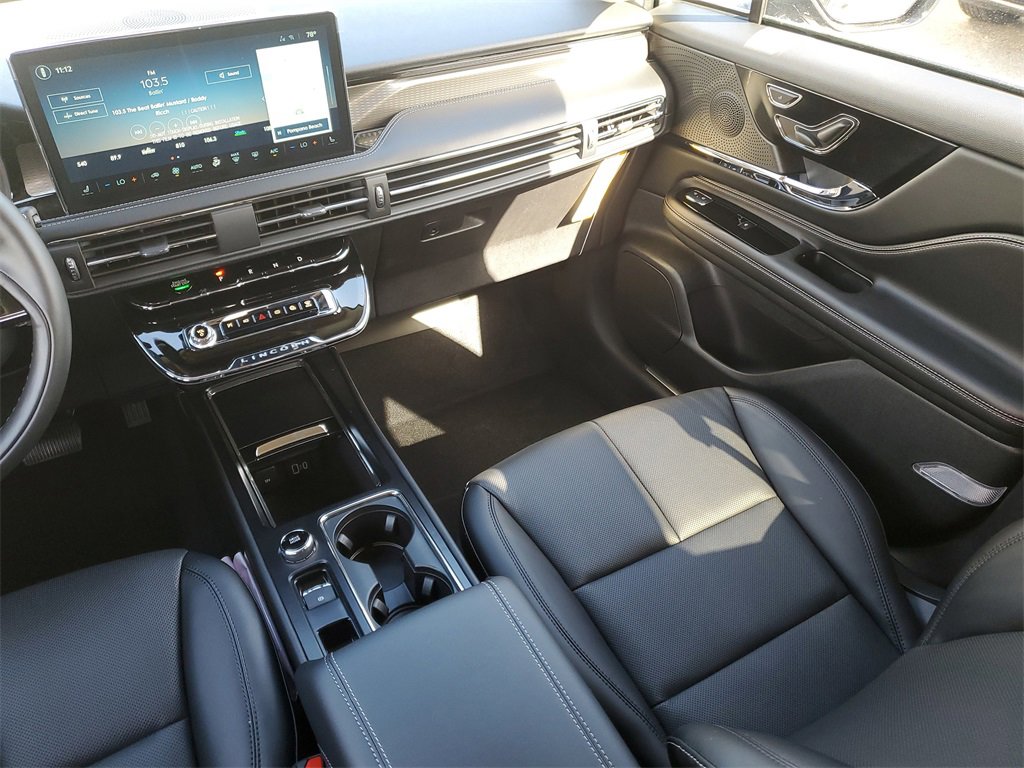 New 2026 Lincoln Corsair Grand Touring w/ Rear Removable Package Tray image 17