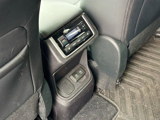 Used 2020 Subaru Ascent Limited w/ Technology Package image 11