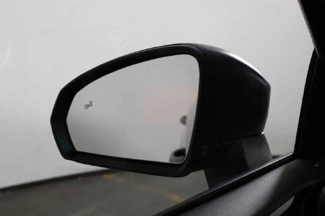 Used 2025 Volkswagen Taos S FWD image 39