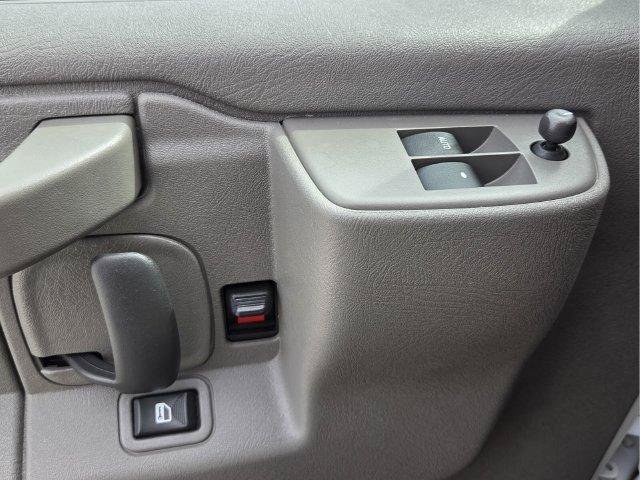 Certified 2025 Chevrolet Express 3500 LT w/ LT Preferred Equipment Group RWD image 21