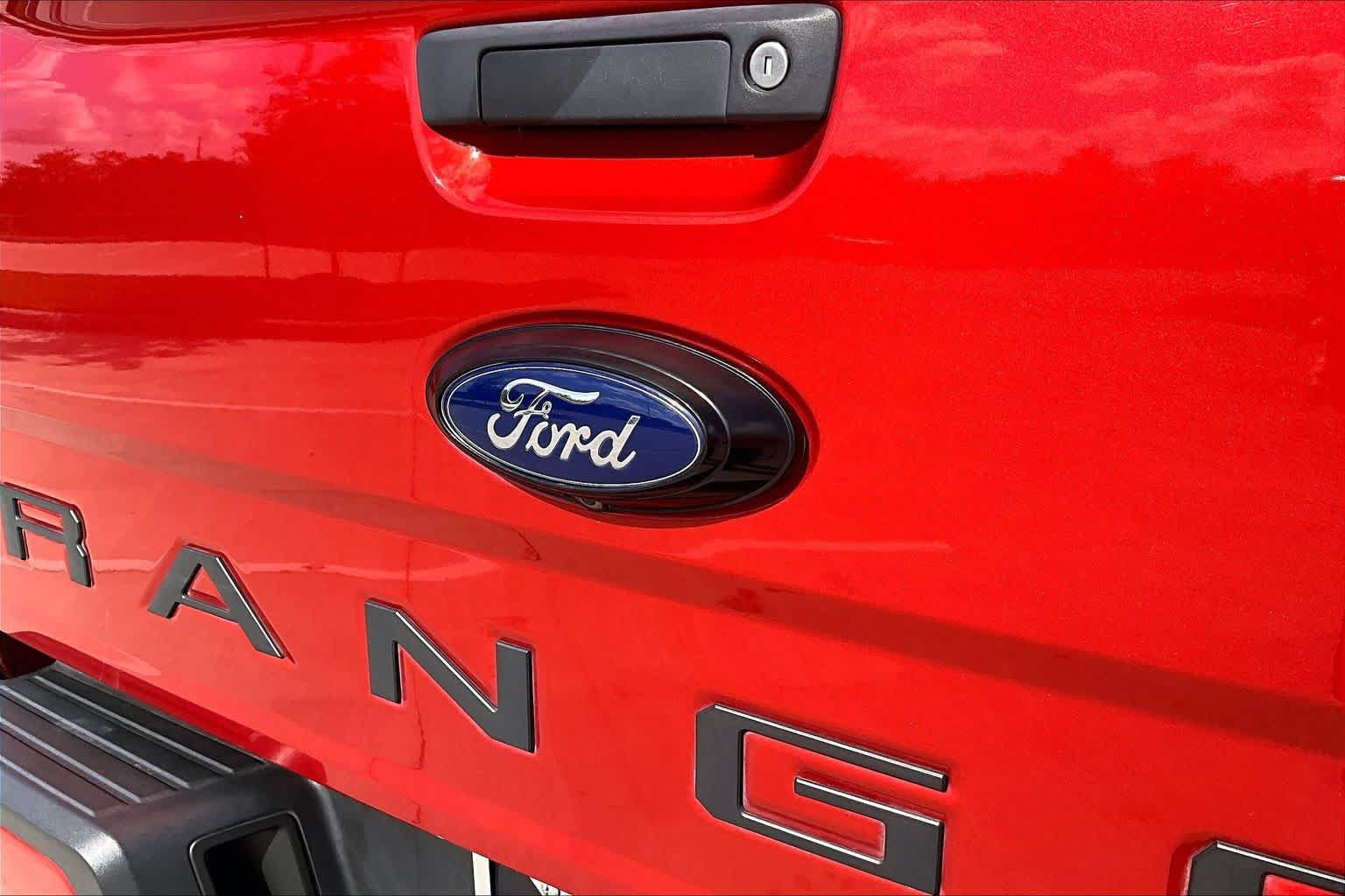 Used 2019 Ford Ranger XLT w/ Equipment Group 301A Mid RWD image 9