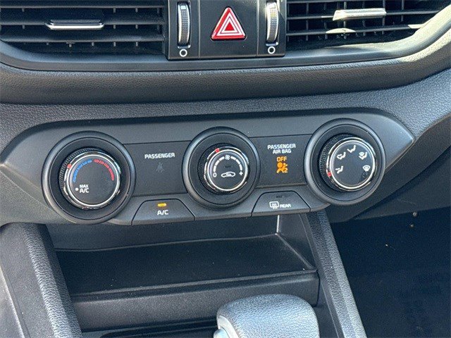 Used 2022 Kia Forte LXS w/ LXS Technology Package image 21