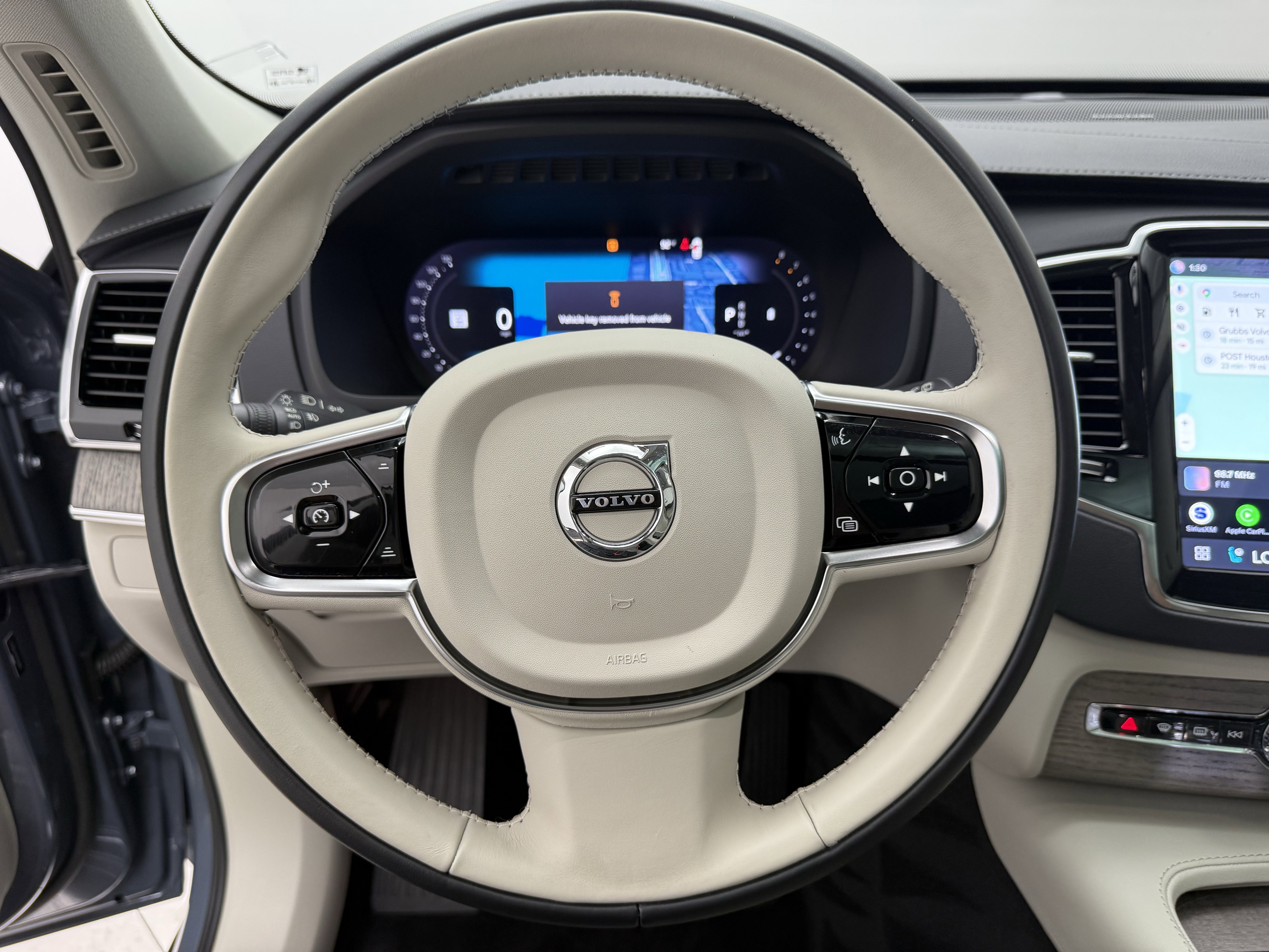 Certified 2023 Volvo XC90 B6 Ultimate w/ Protection Package Premier AWD/4WD image 15