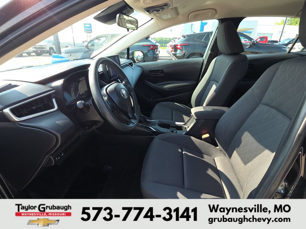 Used 2024 Toyota Corolla LE FWD image 15