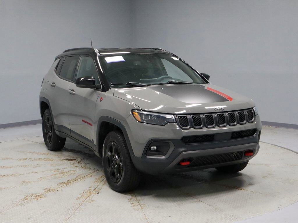 Used 2024 Jeep Compass Trailhawk w/ Trailhawk Elite Group