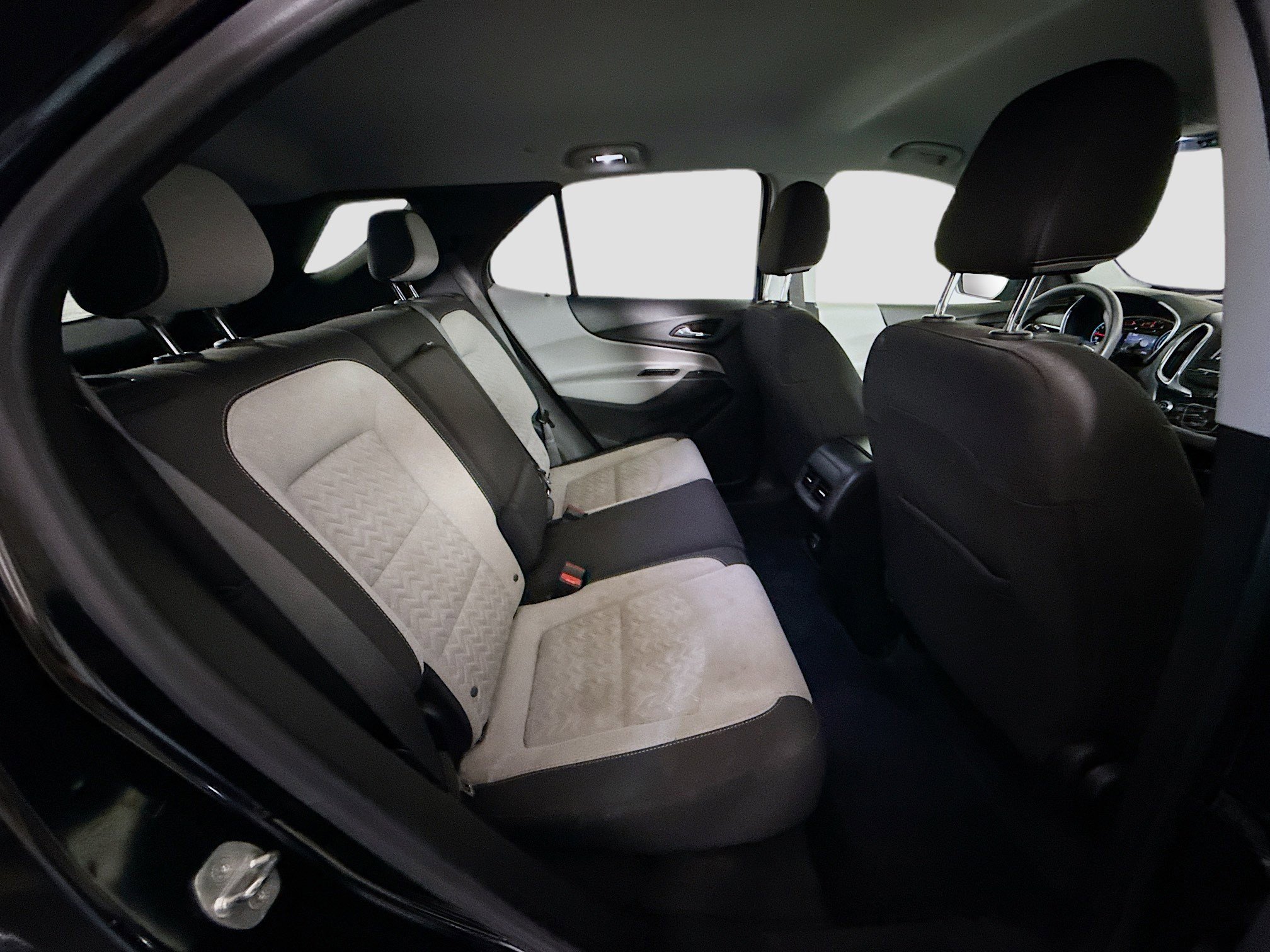 Used 2022 Chevrolet Equinox LS w/ LS Convenience Package image 27