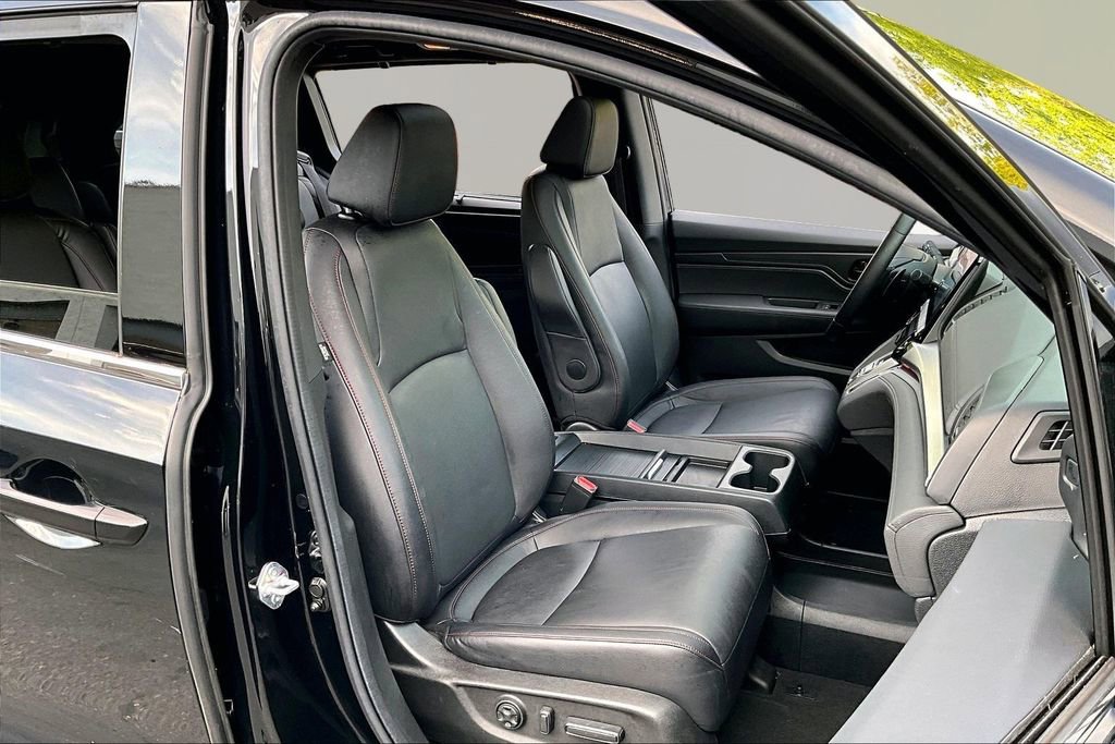 Used 2024 Honda Odyssey Sport image 23