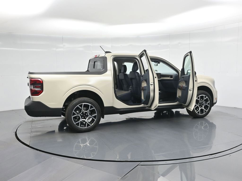 New 2025 Ford Maverick Lariat w/ 4K Tow Package image 4