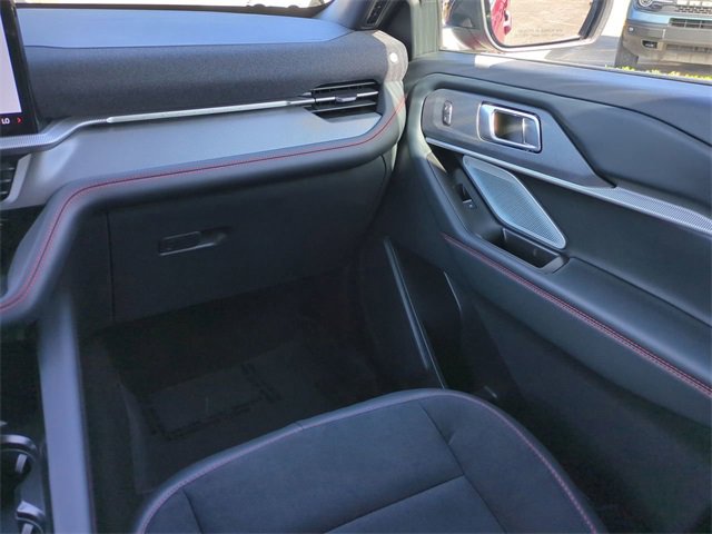 Used 2025 Ford Explorer ST w/ Sun And Sound Package image 17
