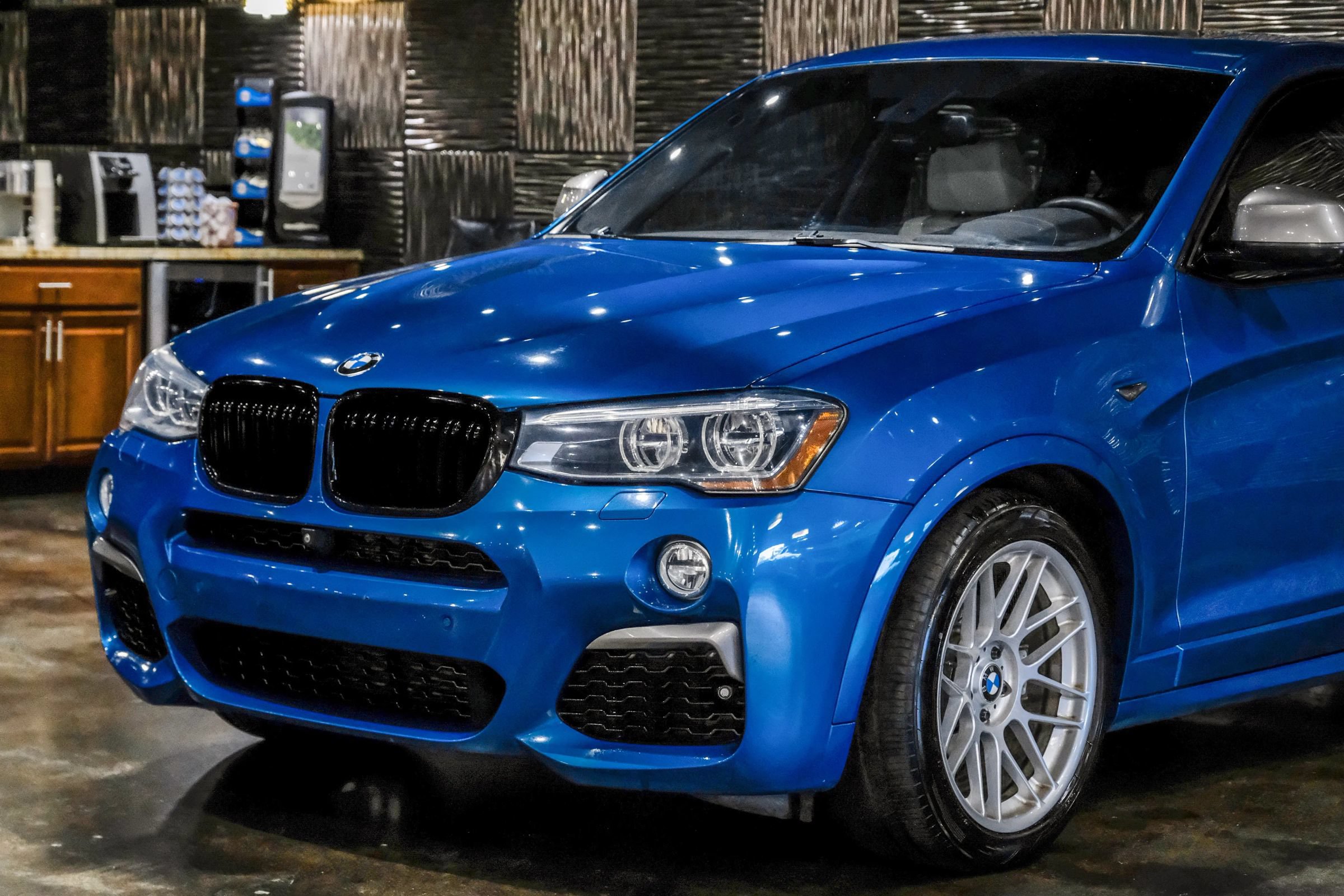 Used 2017 BMW X4 M40i AWD/4WD image 10