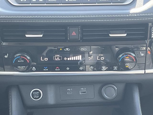Used 2021 Nissan Rogue SL FWD image 16