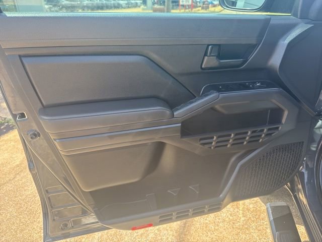 Used 2024 Toyota Tacoma SR AWD/4WD image 10