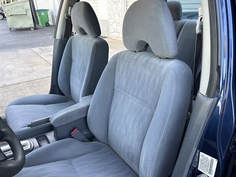 Used 2005 Honda Civic LX image 25