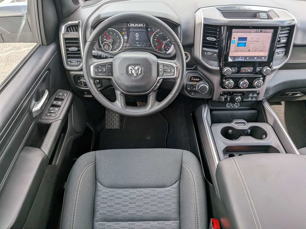New 2026 RAM 1500 Express AWD/4WD image 16
