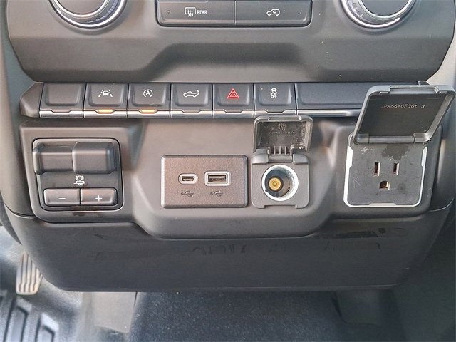 Used 2023 Chevrolet Silverado 1500 W/T w/ WT Value Package image 24