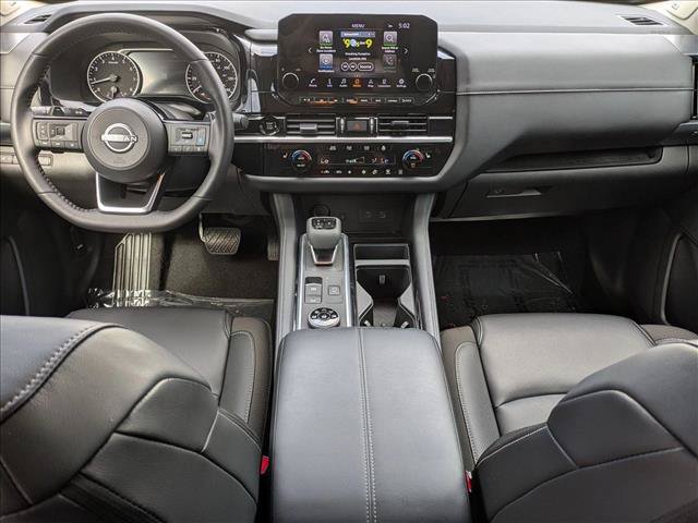 Used 2025 Nissan Pathfinder SL w/ SL Premium Package AWD/4WD image 19