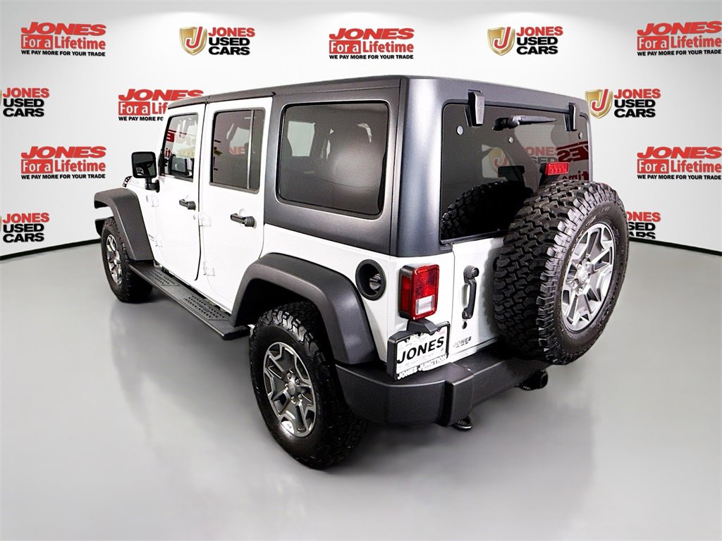 Used 2017 Jeep Wrangler Unlimited Rubicon w/ Connectivity Group image 2