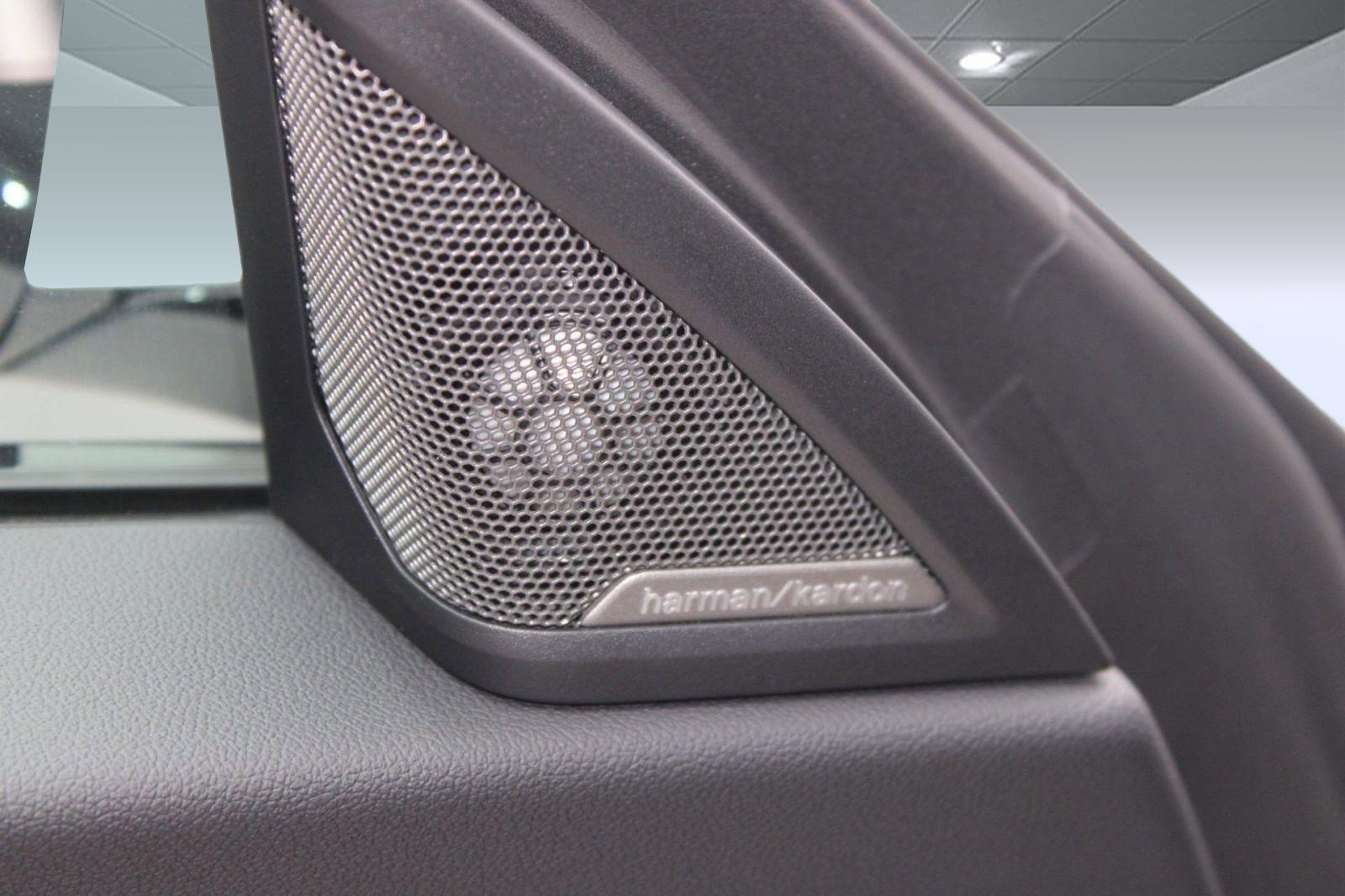 Used 2026 BMW 230i Coupe w/ Premium Package image 22