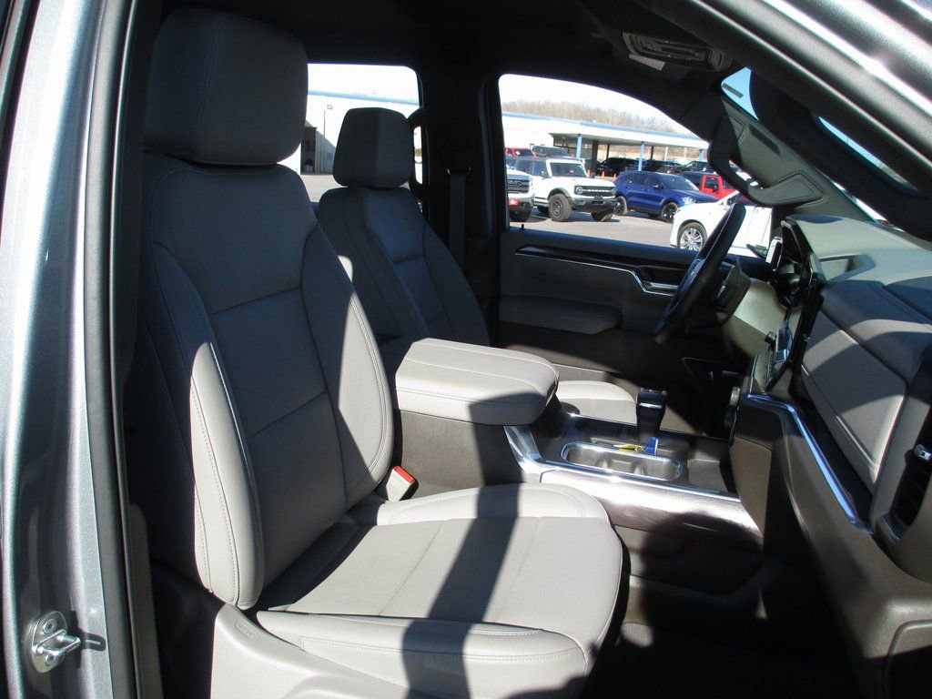 Used 2023 Chevrolet Silverado 1500 LTZ w/ LTZ Convenience Package II image 21