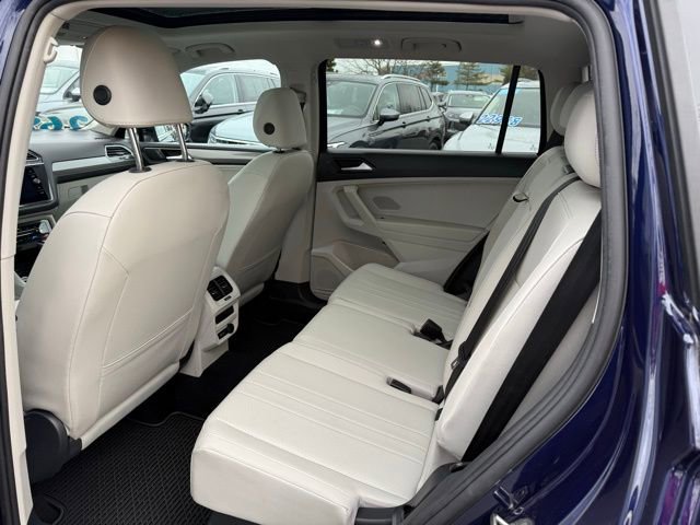 Certified 2023 Volkswagen Tiguan SE w/ Panoramic Sunroof Package image 12