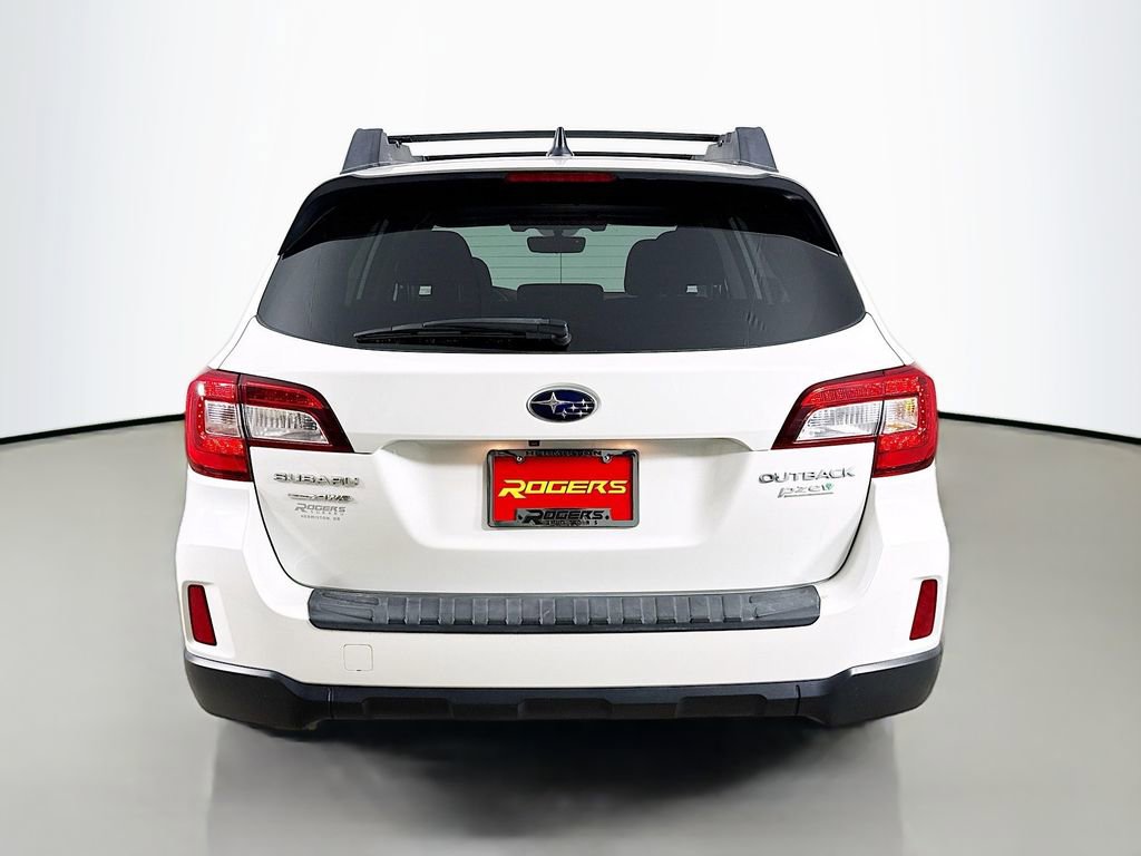 Used 2017 Subaru Outback 2.5i Premium image 7