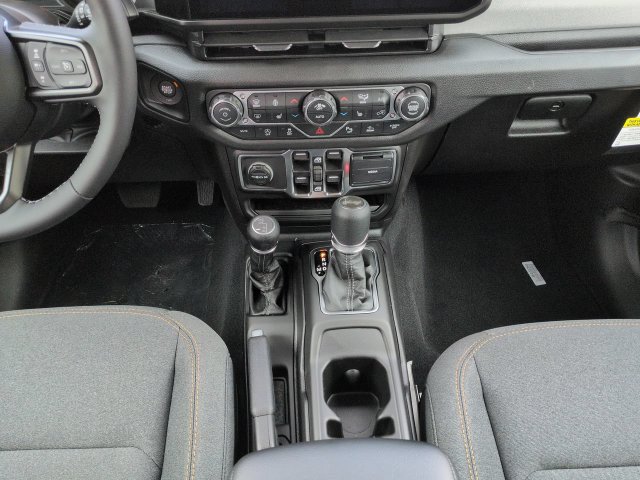 New 2026 Jeep Wrangler Unlimited Sport AWD/4WD image 18