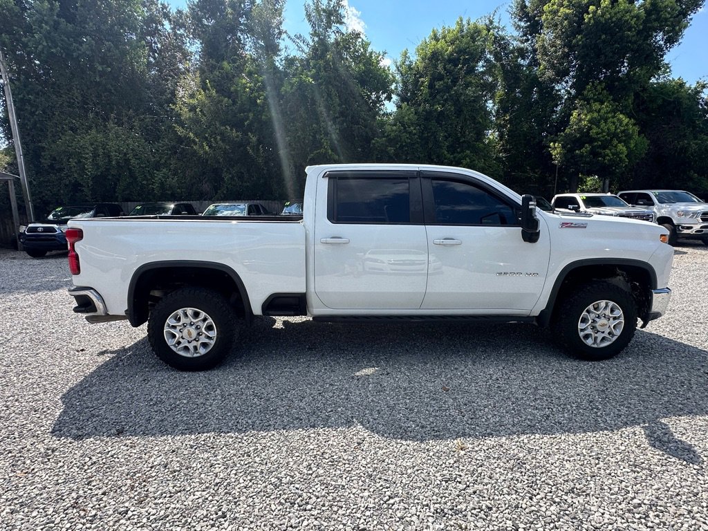 Used 2021 Chevrolet Silverado 2500 LT w/ Convenience Package image 5